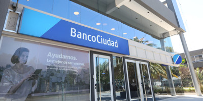 Tiflonexos y Banco Ciudad 